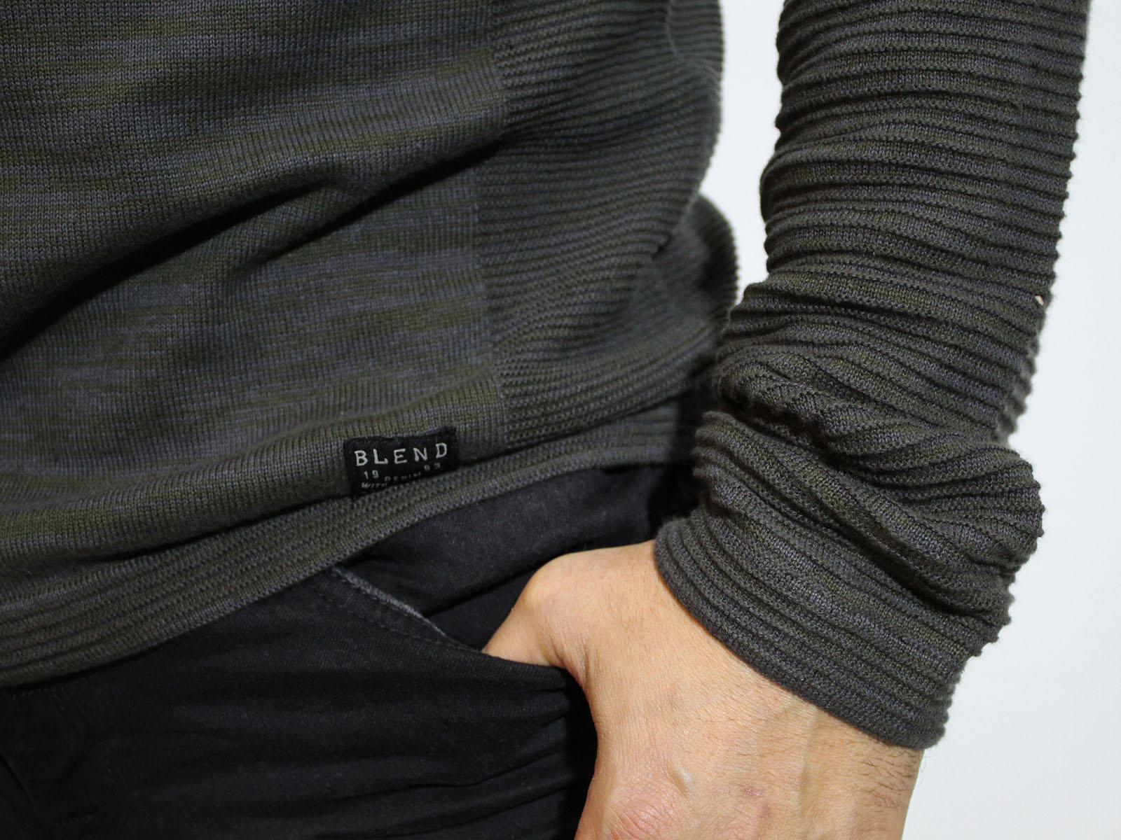  - 3 - La Casa Dels Pantalons