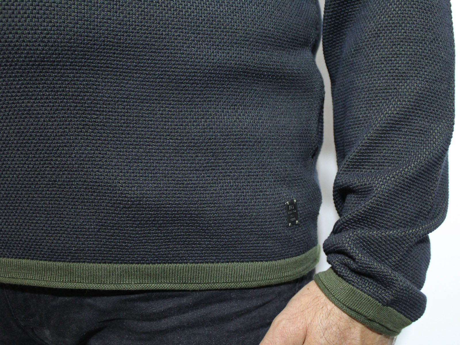  - 2 - La Casa Dels Pantalons