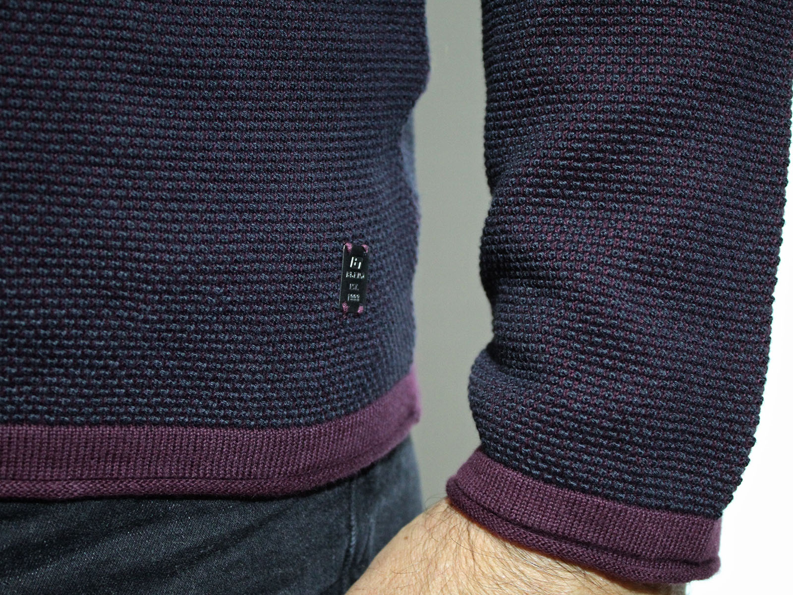  - 2 - La Casa Dels Pantalons