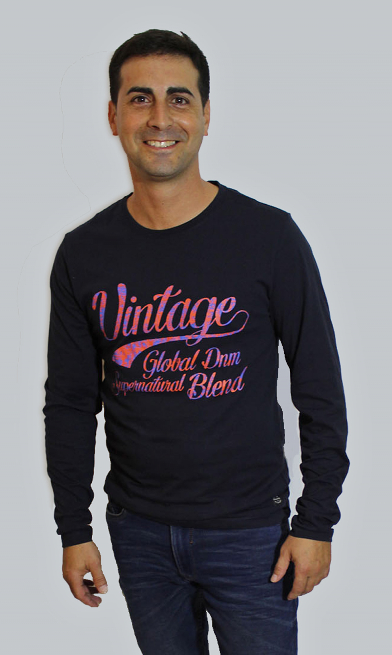 Samarreta d'home de màniga llarga Blend, model 20709991/74645, de color blau marí - 2 - La Casa Dels Pantalons