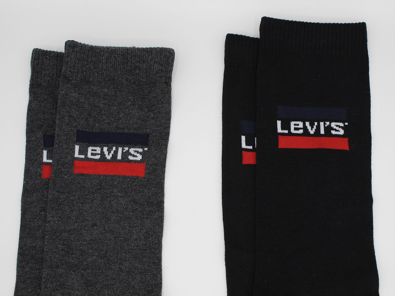  - 2 - La Casa Dels Pantalons