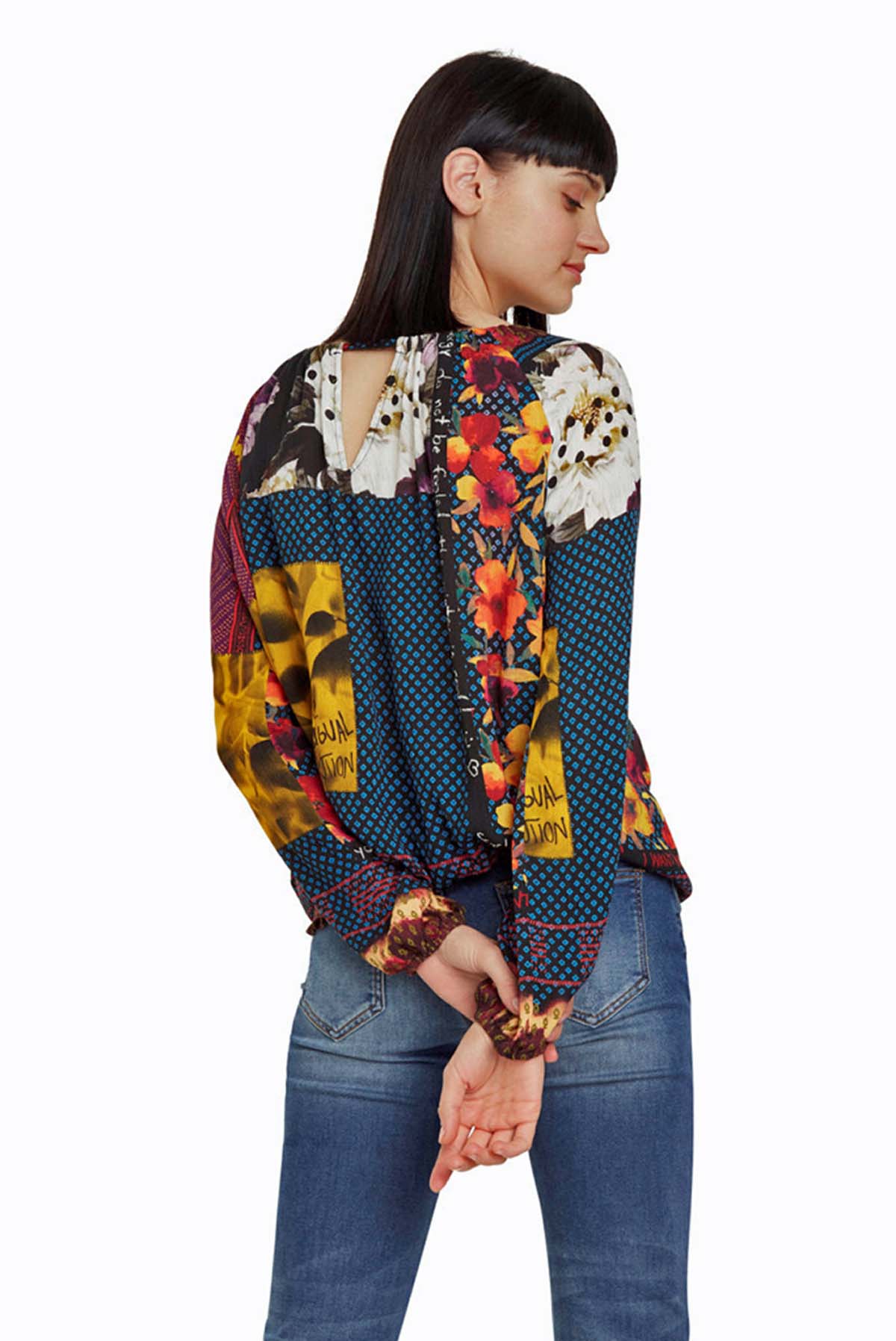  - 2 - La Casa Dels Pantalons