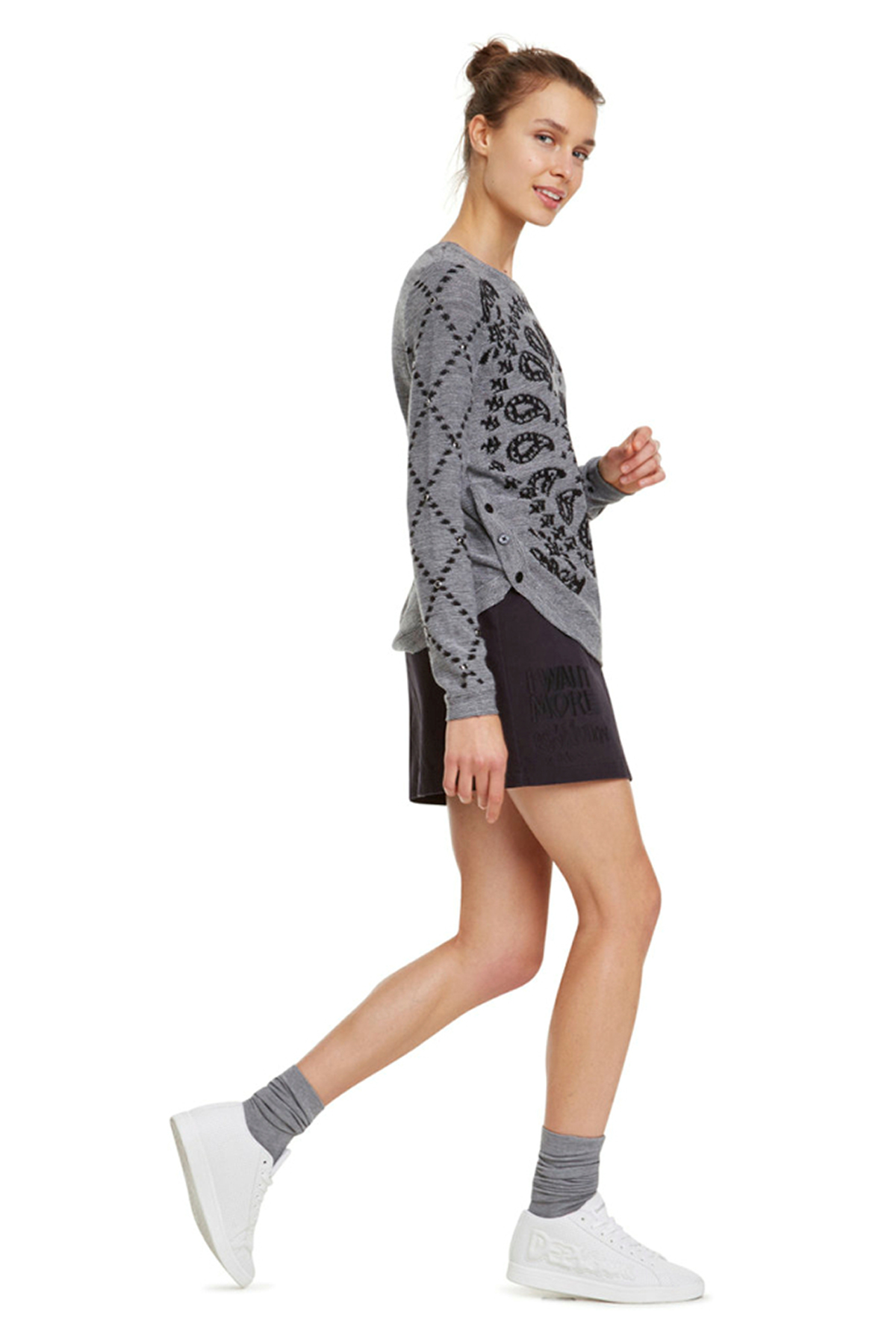 Jersey de mujer Desigual 19WWJF23/2042 color gris vigoré claro - 2 - La Casa Dels Pantalons