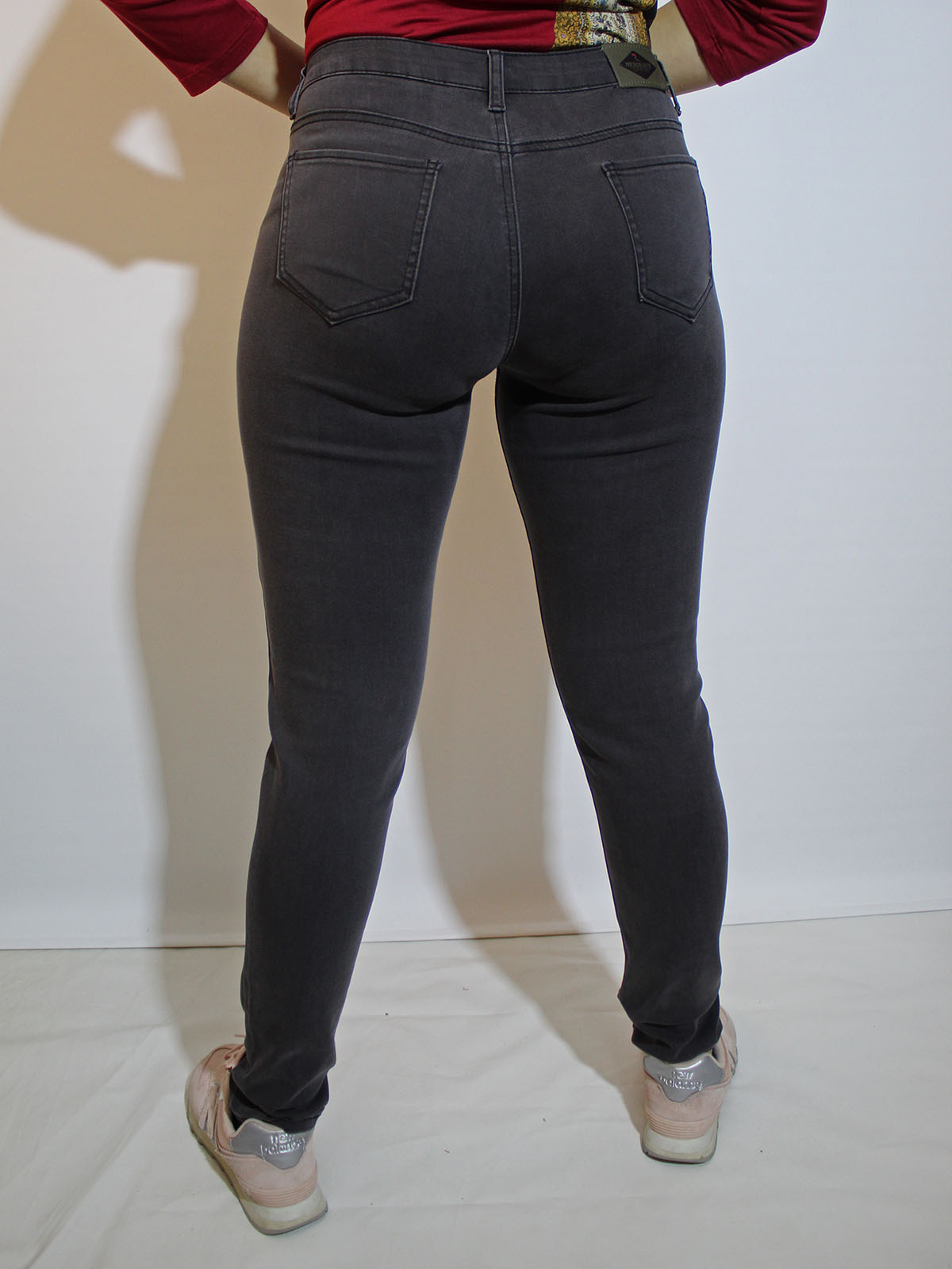 Pantalones vaqueros de mujer súper pitillo Resolute 436/12 color gris - 2 - La Casa Dels Pantalons