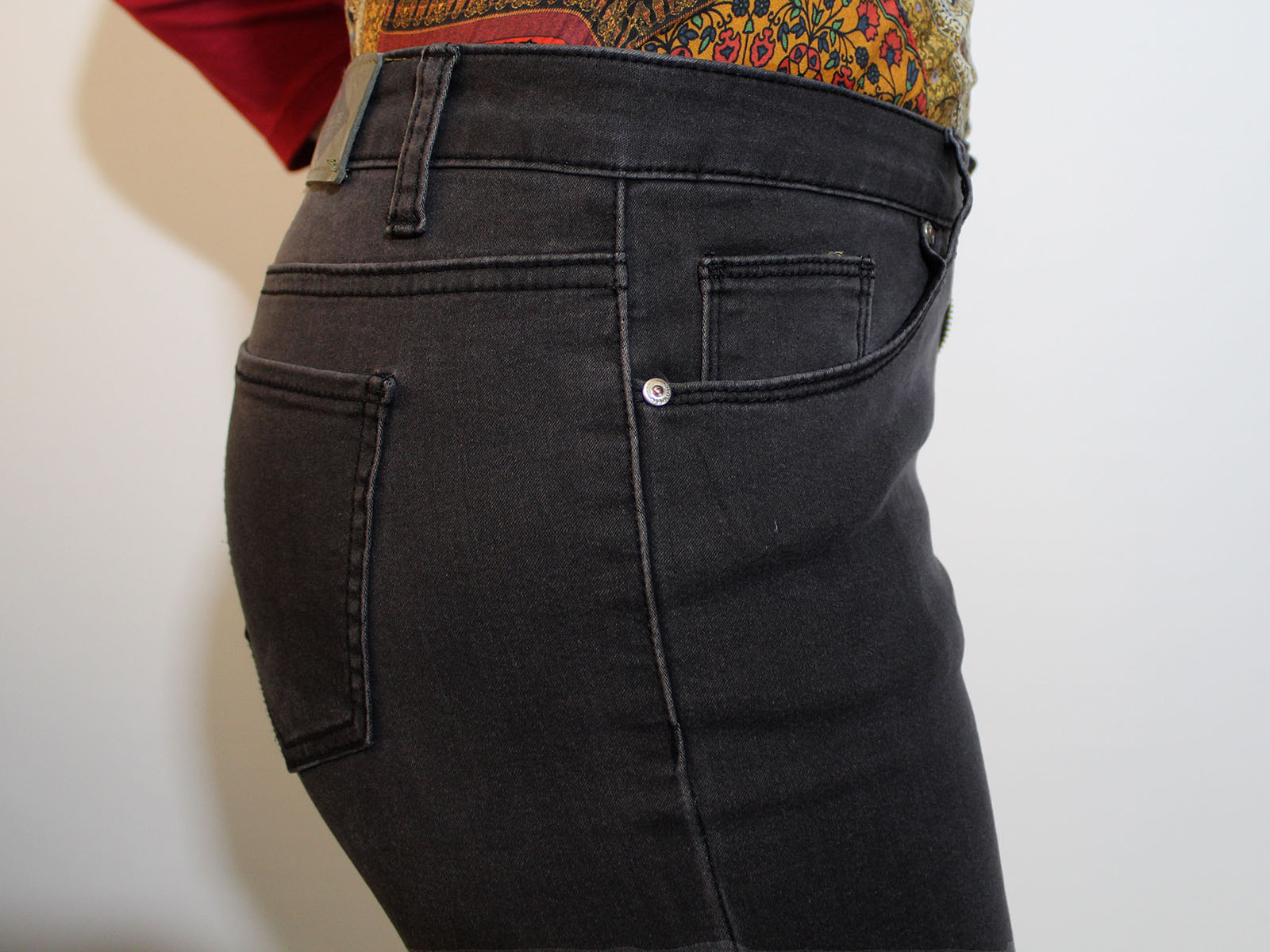 Pantalones vaqueros de mujer súper pitillo Resolute 436/12 color gris - 3 - La Casa Dels Pantalons