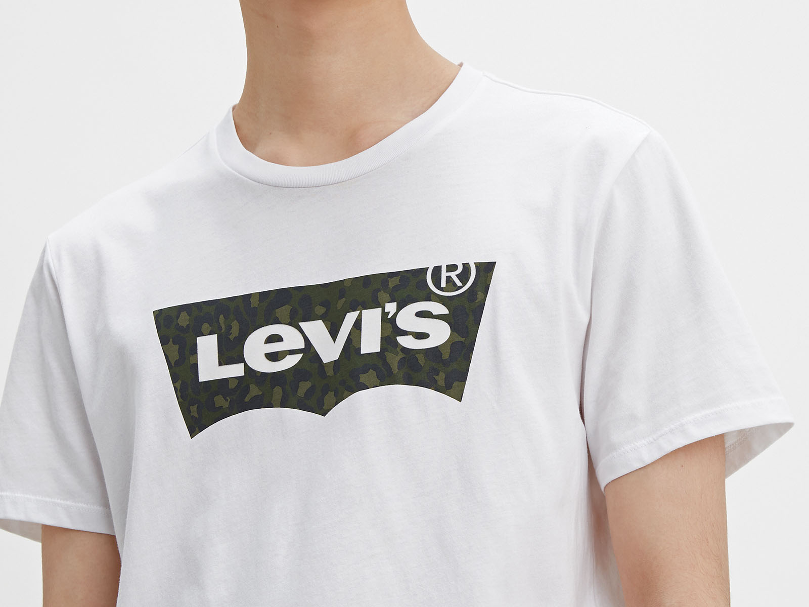  - 2 - La Casa Dels Pantalons