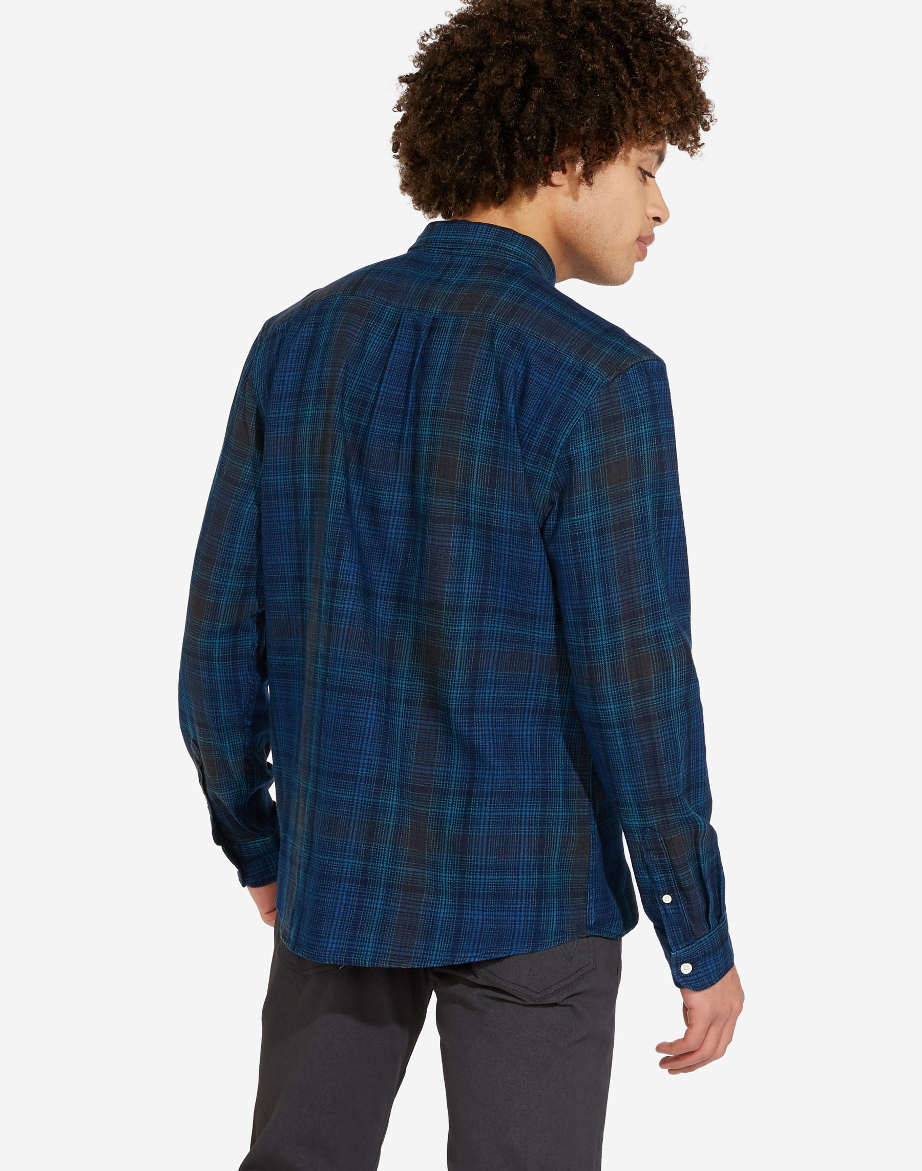 Camisa d'home de cotó, de màniga llarga, Wrangler W5A1STXJY, de quadres blaus - 3 - La Casa Dels Pantalons