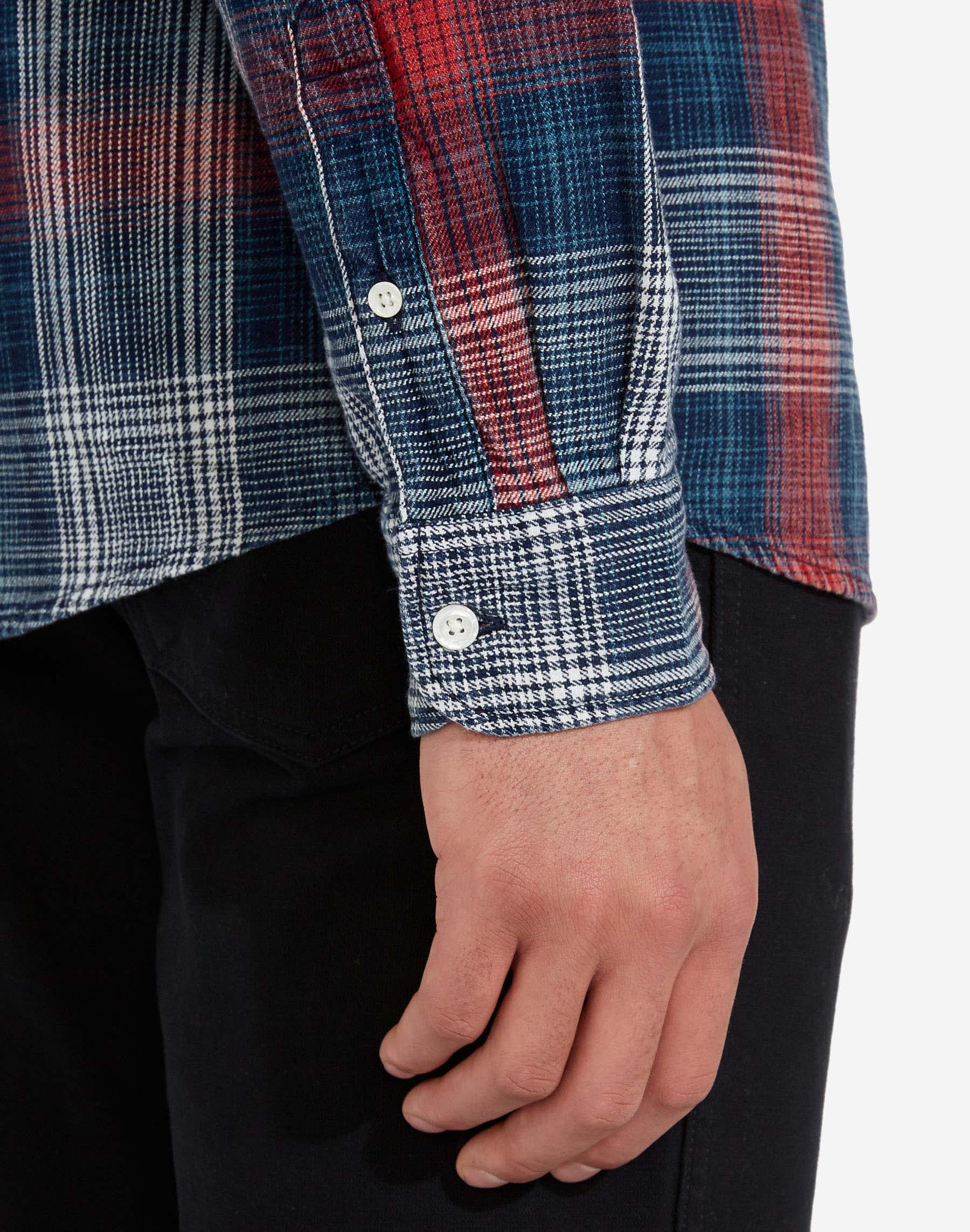  - 2 - La Casa Dels Pantalons