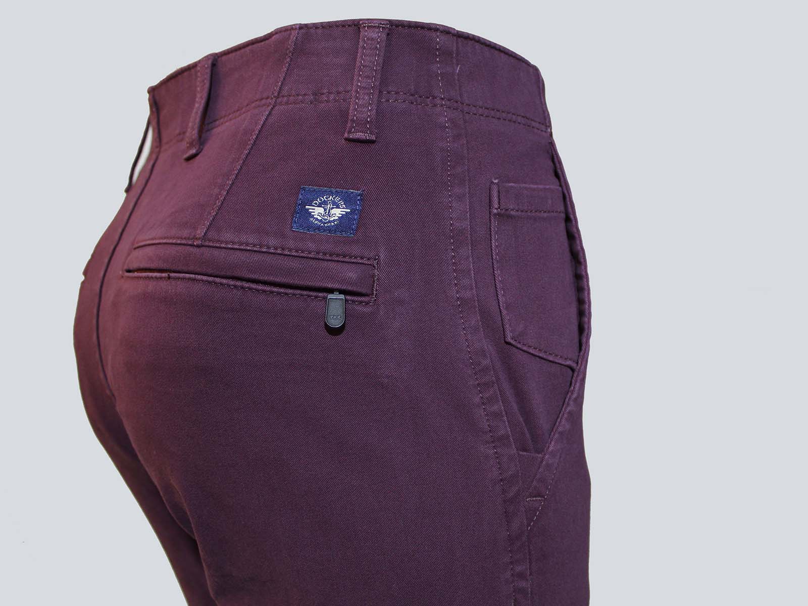 Pantalones de hombre Dockers Alpha Khaki 360 skinny (pitillo) 55775-0020 color burdeos claro - 2 - La Casa Dels Pantalons