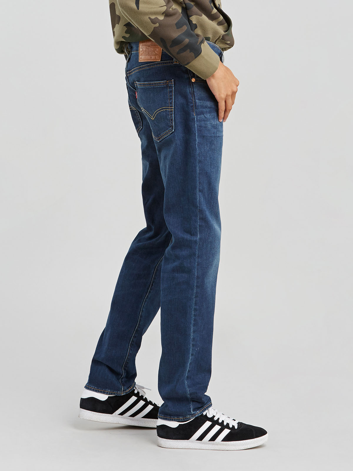  - 3 - La Casa Dels Pantalons