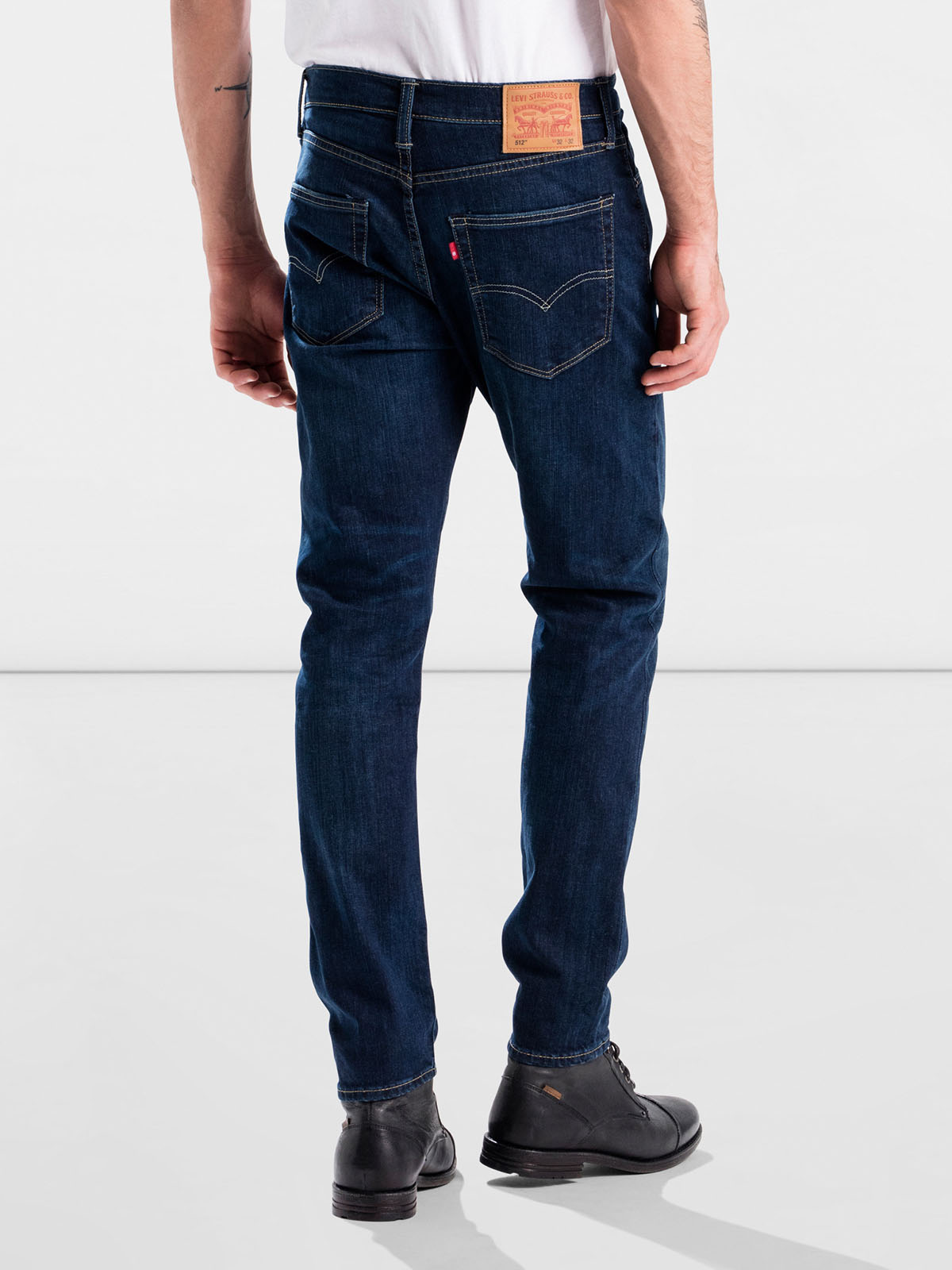  - 2 - La Casa Dels Pantalons