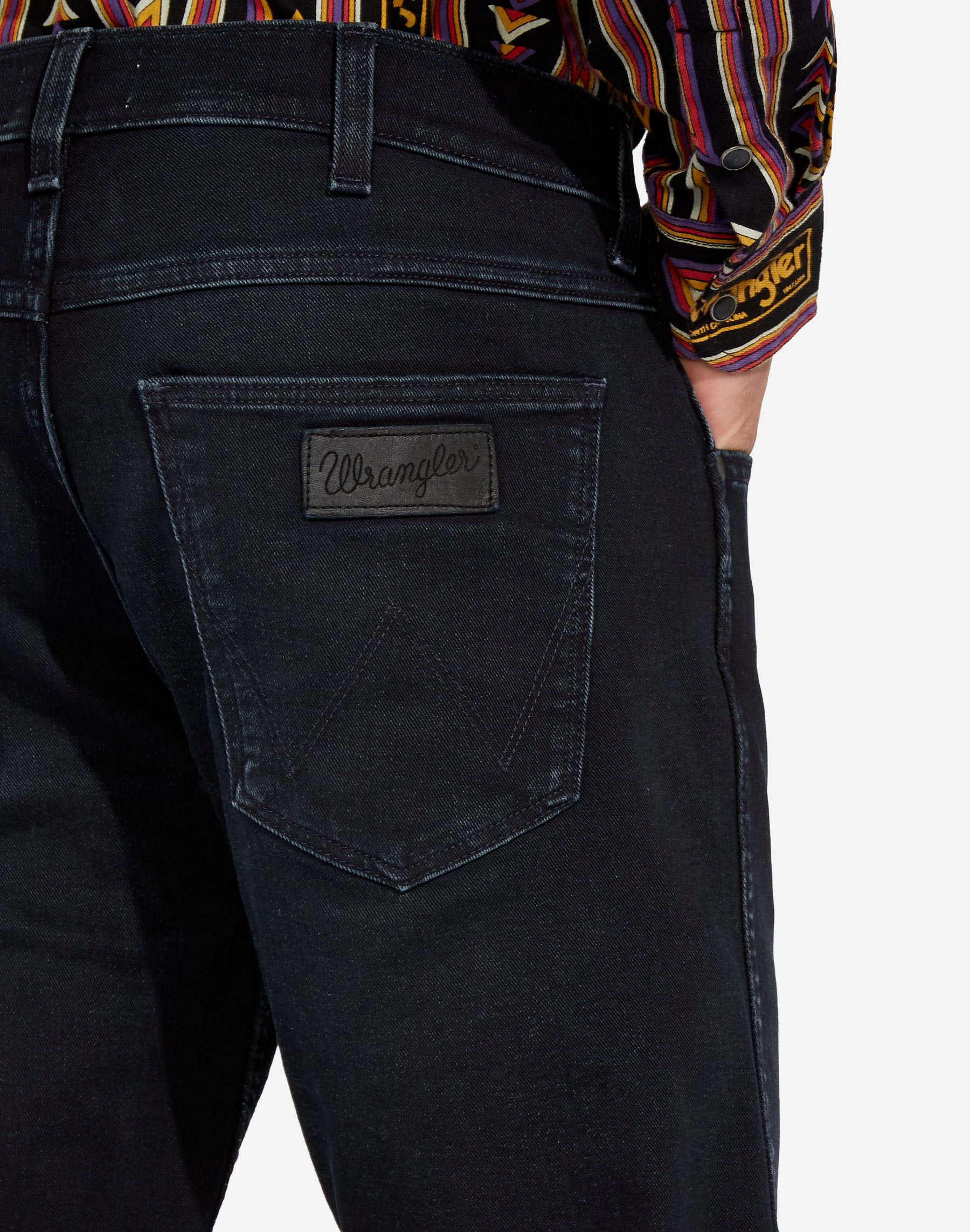  - 3 - La Casa Dels Pantalons