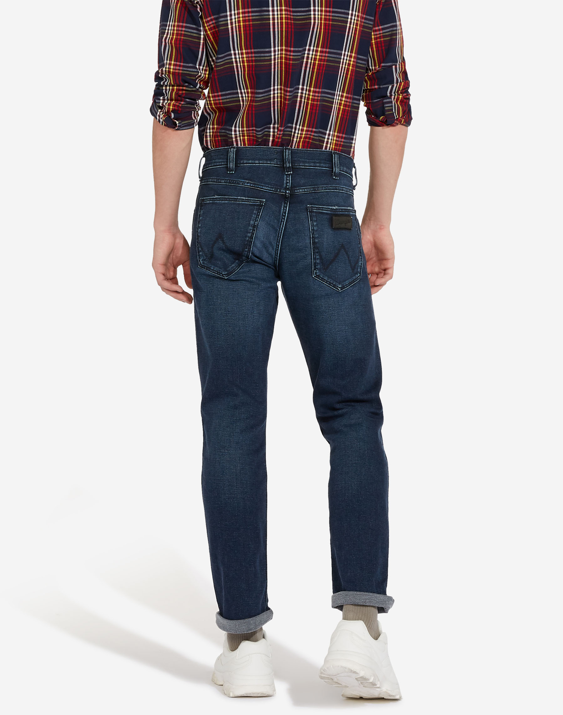  - 2 - La Casa Dels Pantalons