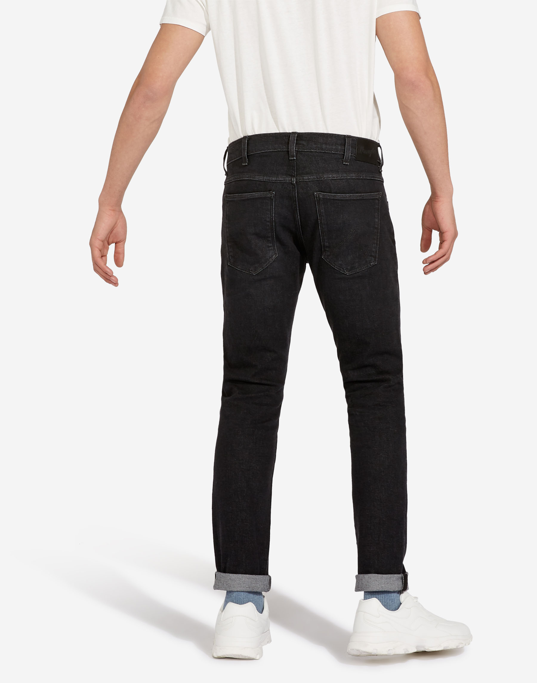  - 2 - La Casa Dels Pantalons