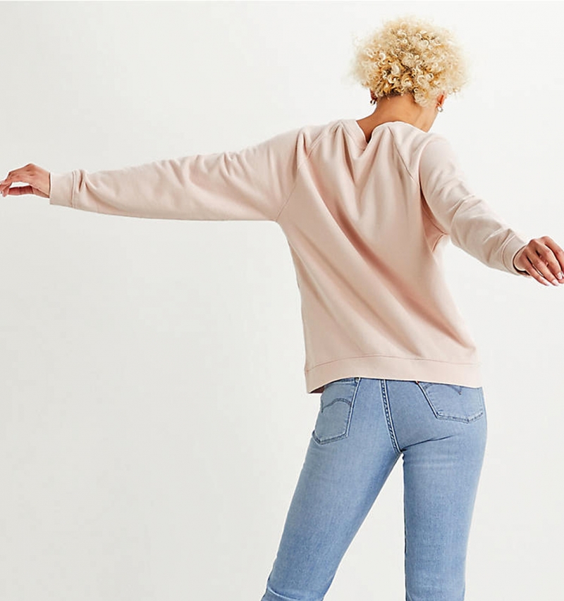 Dessuadora de dona de coll rodó Levi's, model 85626-0003, de color rosa - 3 - La Casa Dels Pantalons