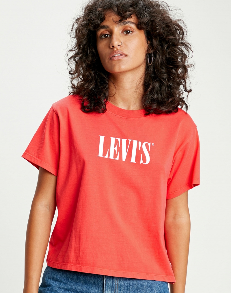 Camiseta de manga corta de mujer Levi's, modelo 6997-0070, de color rojo y serif logo - 3 - La Casa Dels Pantalons