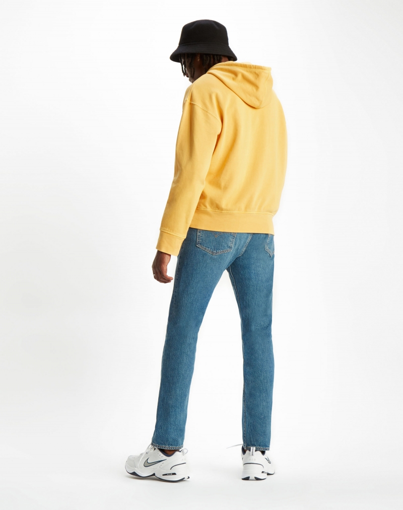 Dessuadora d'home amb caputxa Levi's, model 85534-0002, de color groc - 2 - La Casa Dels Pantalons