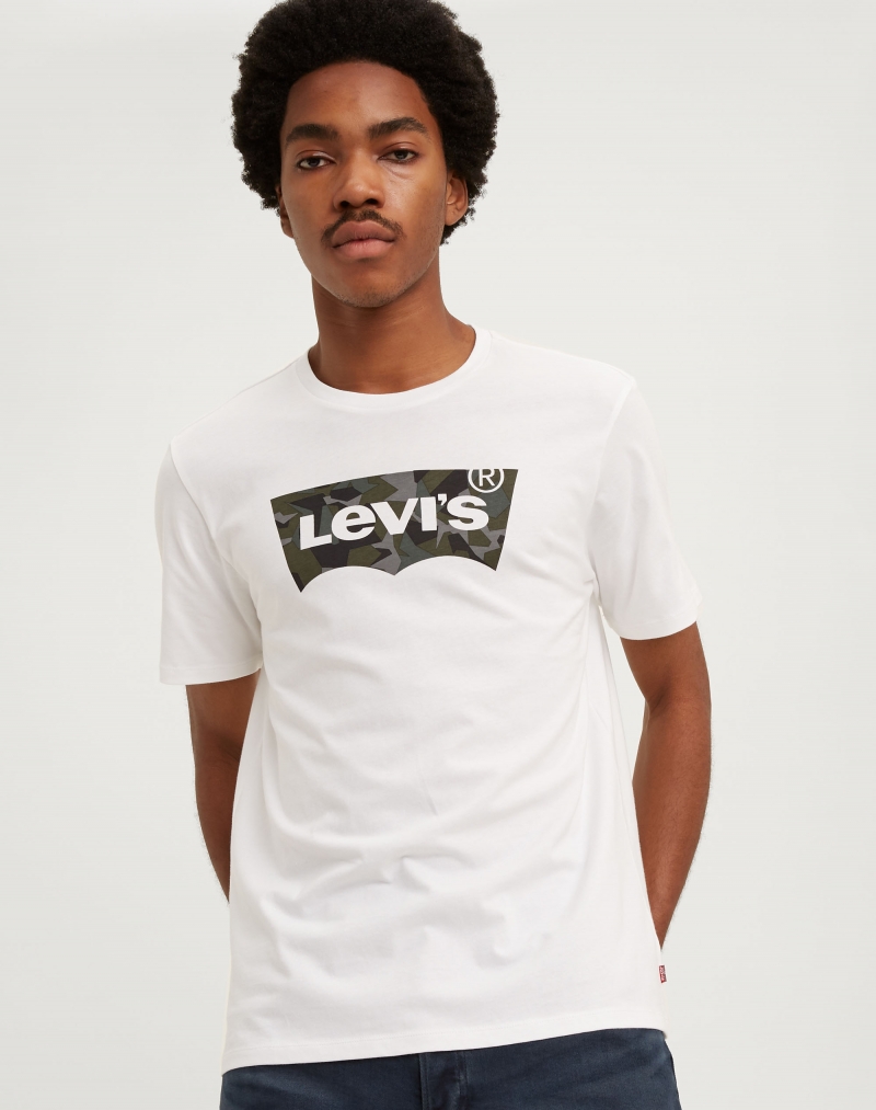 Samarreta de màniga curta d'home Levi's, model 22489-0249, de color blanc i batwing logo - 2 - La Casa Dels Pantalons