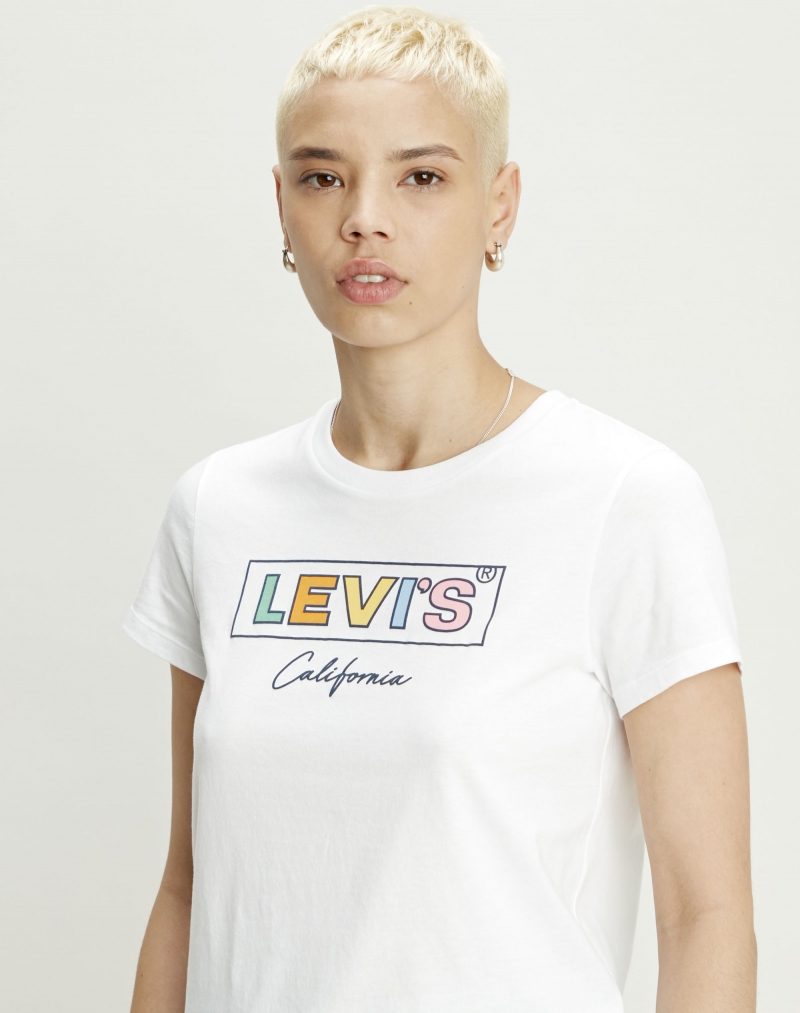 Samarreta de màniga curta de dona Levi's, model 17369-0796, de color blanc i logo - 3 - La Casa Dels Pantalons