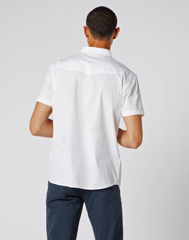 Camisa de hombre de manga corta Wrangler, modelo W5J065989, de popelín color blanco - 2 - La Casa Dels Pantalons
