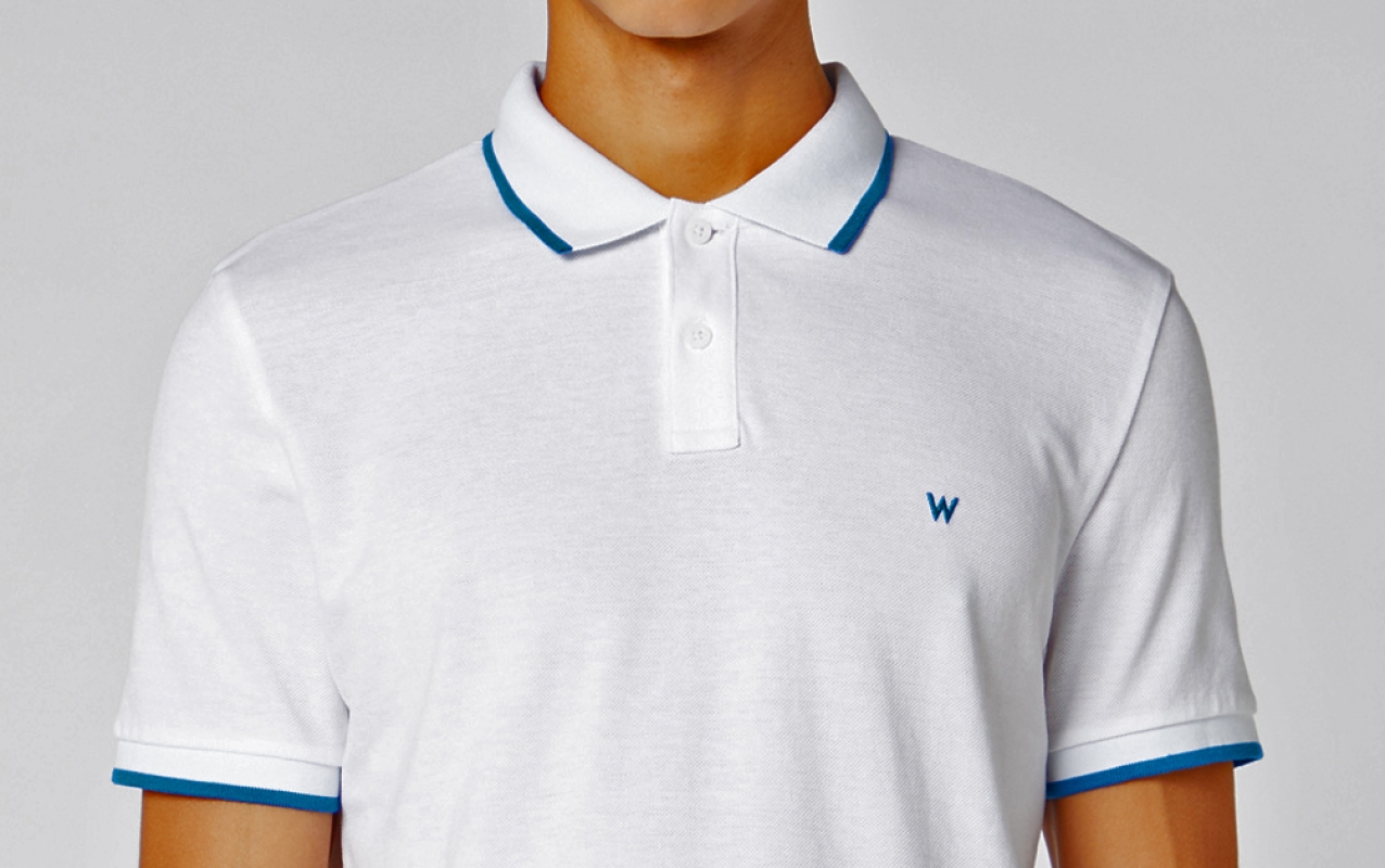 Polo de hombre Wrangler de m/c W7D5K4989 de color blanco - 2 - La Casa Dels Pantalons