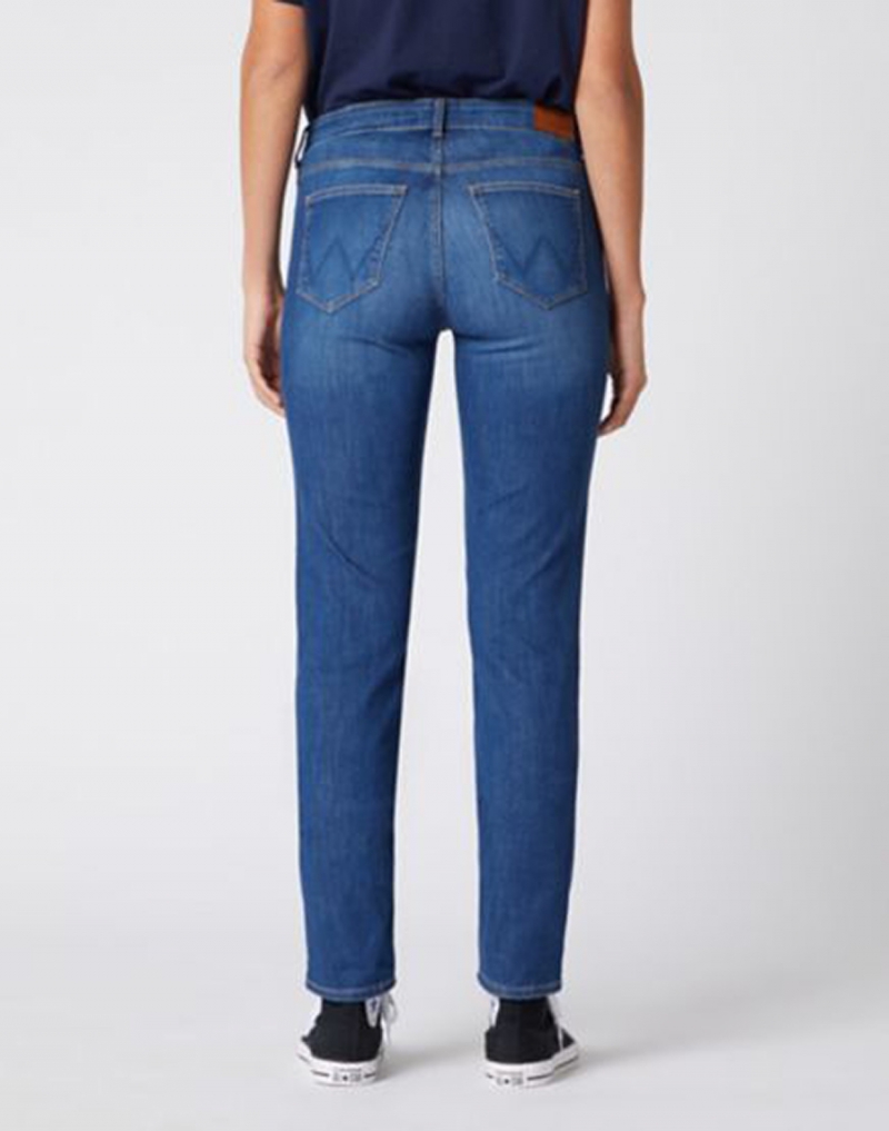 Pantalones vaqueros Wrangler slim de mujer, modelo W28LJI14S, de color tejano lavado a la piedra - 3 - La Casa Dels Pantalons