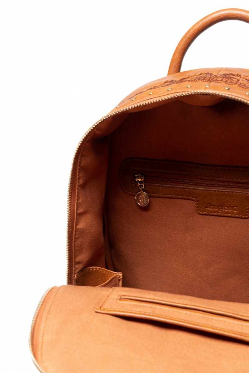 Motxilla de dona Desigual, model Melody Nazca 20SAKP18, de color camel fosc - 3 - La Casa Dels Pantalons