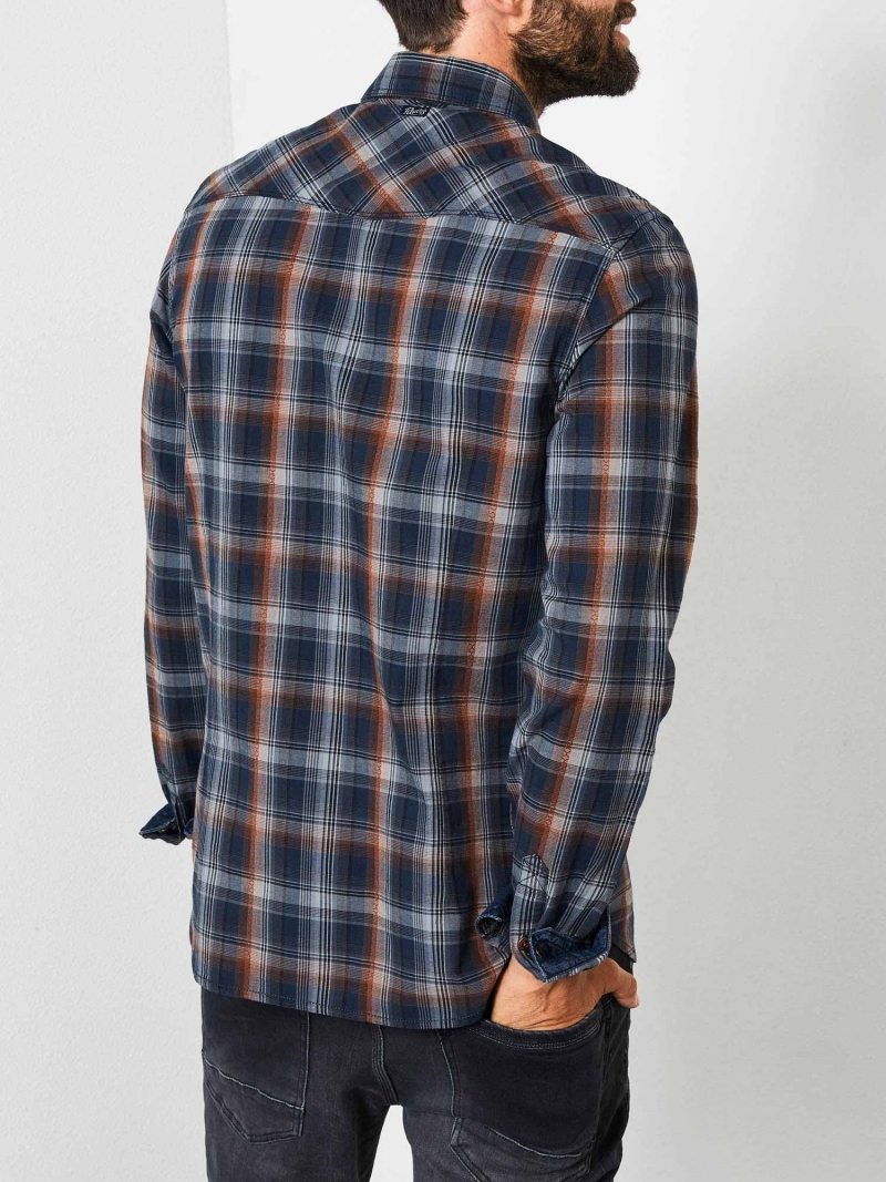 Camisa de hombre de manga larga Petrol, modelo SIL404/7062, de cuadros marrones - 3 - La Casa Dels Pantalons