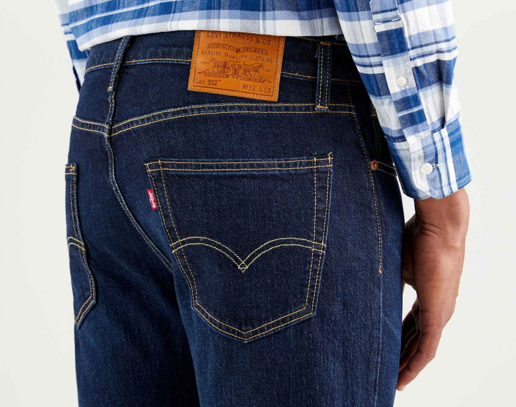 Pantalons texans d'home Levi's 502 taper 29507-0939 blau fosc - 3 - La Casa Dels Pantalons