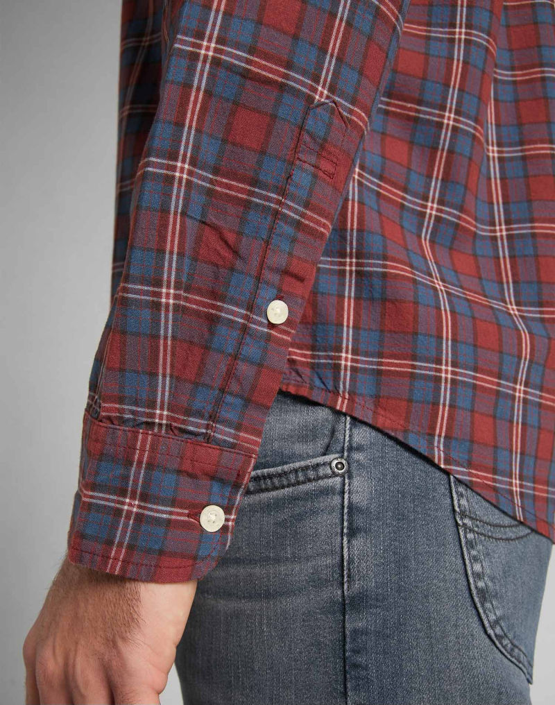 Camisa de hombre de manga larga Lee, modelo L880MBTM, de cuadros rojos - 3 - La Casa Dels Pantalons