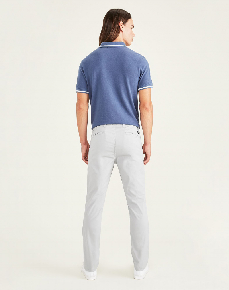 Pantalons d'home Dockers Alpha Khaki skinny lightweight, 47122-0262, gris pedra clar - 2 - La Casa Dels Pantalons