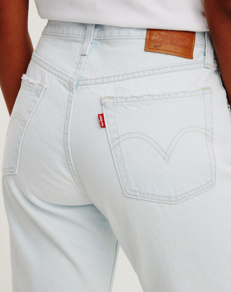 Pantalons texans de dona Levi's 501 woman cropped, model 36200-0249, bleach - 3 - La Casa Dels Pantalons