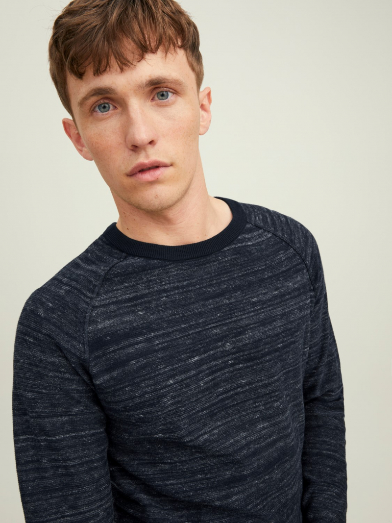 Jersey de hombre de cuello redondo Jack & Jones Berg, modelo 12215462, azul marino jaspeado - 2 - La Casa Dels Pantalons
