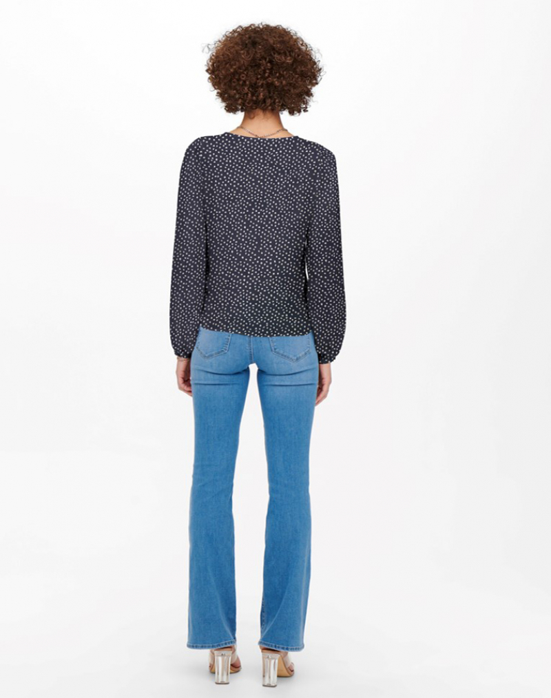Brusa de dona de màniga llarga Only Sonja, model 15251513, estampada blau marí - 2 - La Casa Dels Pantalons
