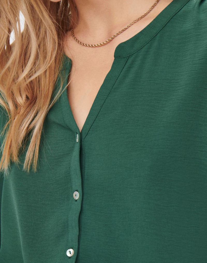 Camisa de mujer de manga larga Only Mette Fallow, modelo 15240579, verde - 2 - La Casa Dels Pantalons