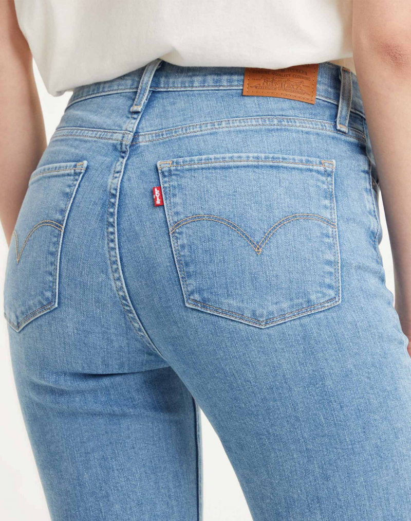 Pantalons texans de dona Levi's 724 high rise straight, model 18883-0183, blau clar - 2 - La Casa Dels Pantalons