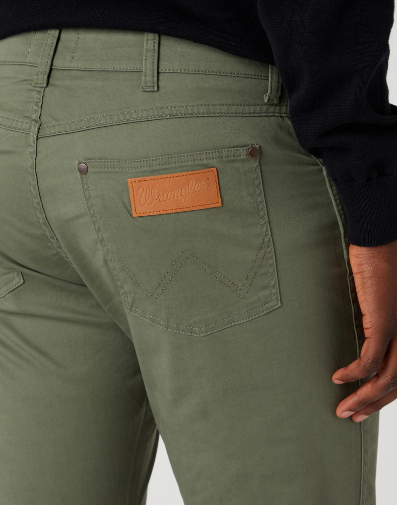 Pantalons texans d'home Wrangler Larston slim tapered, model W18SEAX45 112330756, caqui - 3 - La Casa Dels Pantalons