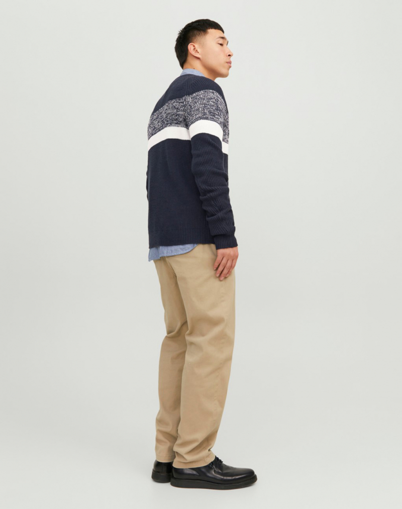 Jersei d'home de coll rodó Jack & Jones Pannel, model 12236304, de franges blau marí - 2 - La Casa Dels Pantalons
