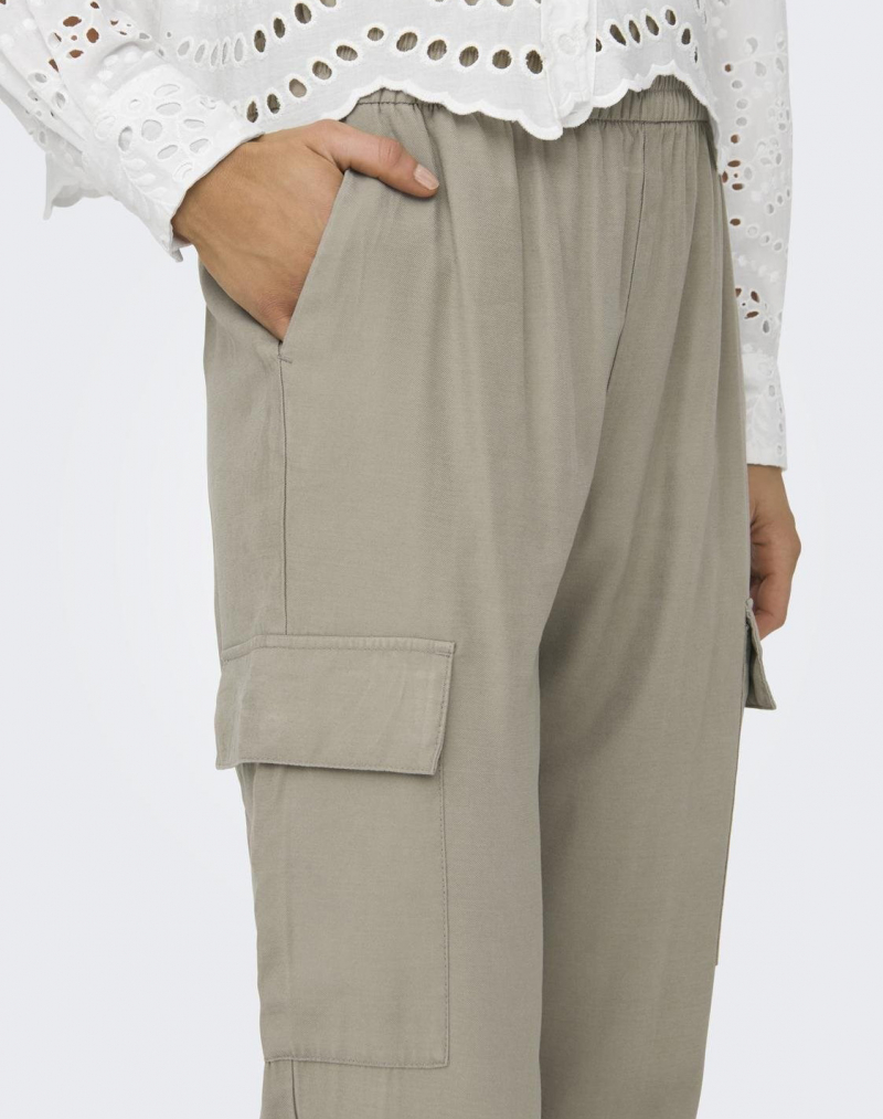 Pantalons cargo amples Only Aris, model 15245364, beix - 2 - La Casa Dels Pantalons