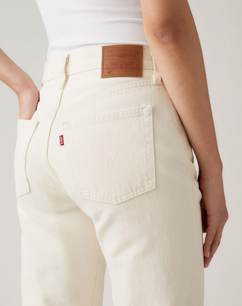 Pantalones vaqueros de mujer Levi's 501 woman cropped, modelo 36200-0319, blancos - 3 - La Casa Dels Pantalons