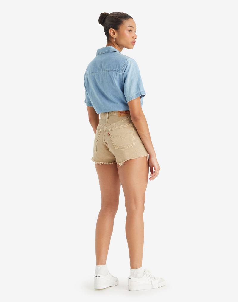 Shorts texans de dona Levi's® 501®, model 56327-0399, beixos - 2 - La Casa Dels Pantalons