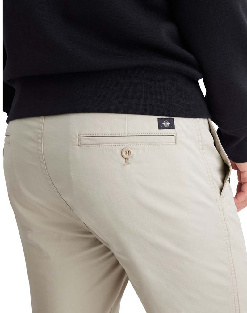 Pantalones de hombre Dockers Original Chino skinny lightweight, A4861-0018, piedra - 2 - La Casa Dels Pantalons