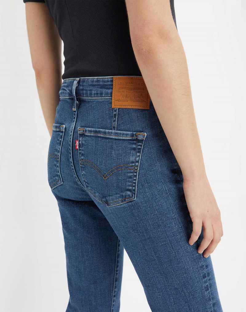 Pantalons texans de dona Levi's® 712™ slim welt pocket, model A6199-0003, rentats a la pedra - 3 - La Casa Dels Pantalons