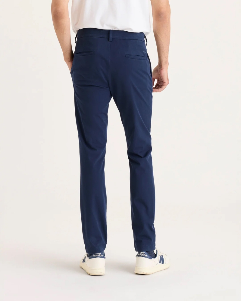 Pantalones de hombre Dockers Go Active Flex Chino Skinny, modelo 002XM-0001, azul marino - 2 - La Casa Dels Pantalons