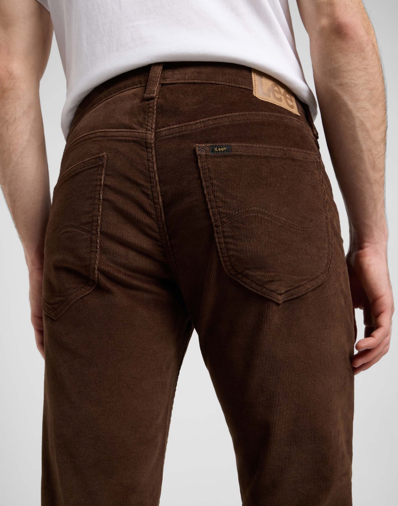 Pantalones vaqueros de pana de hombre Lee Daren regular, modelo 112370650, marrones - 2 - La Casa Dels Pantalons