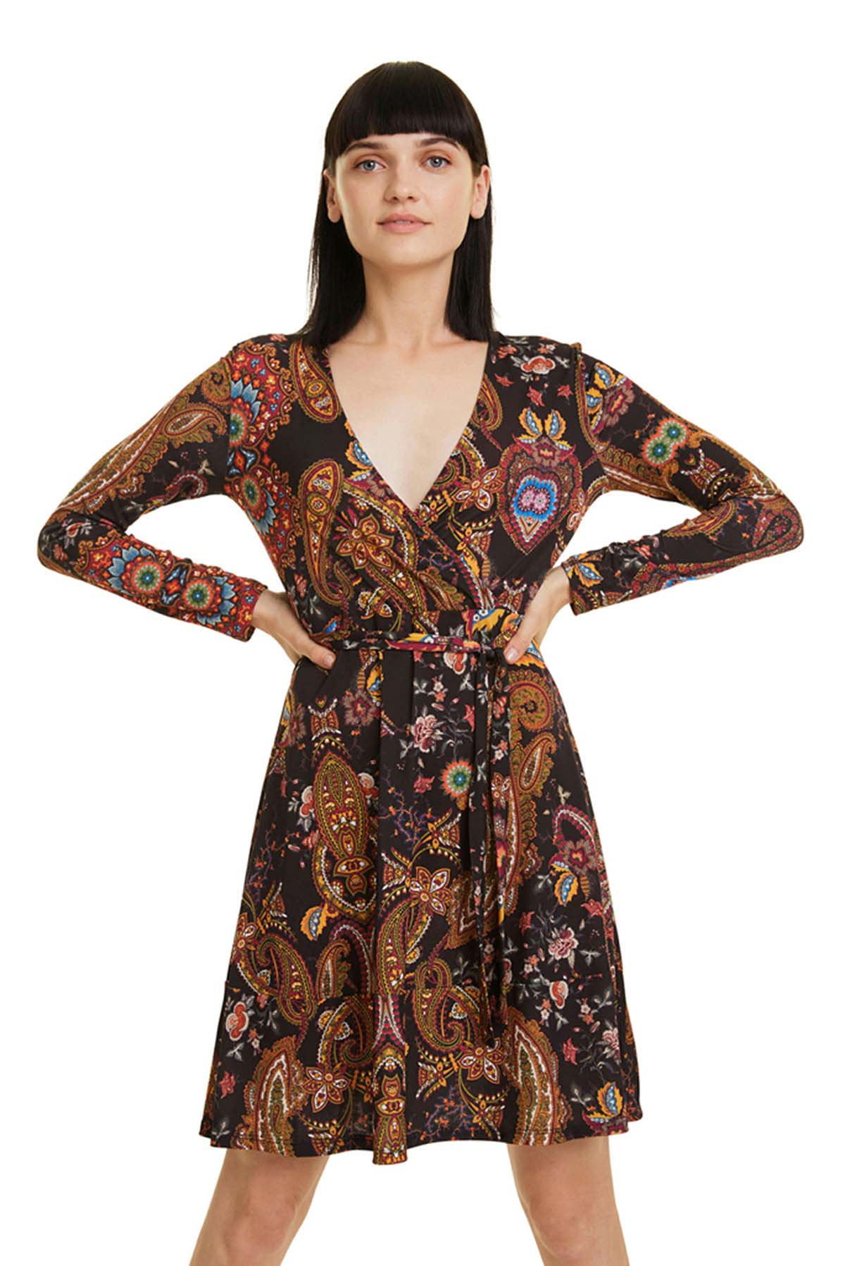 Foto 1 - Desigual vestido de mujer Cira 19WWVKAE/2000 de color negro estampado