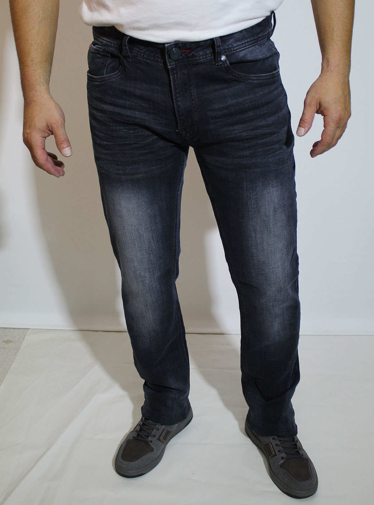 Takhiro vaquero de hombre slim (recto estrecho) 29502/TIPO color tejano negro desgastado