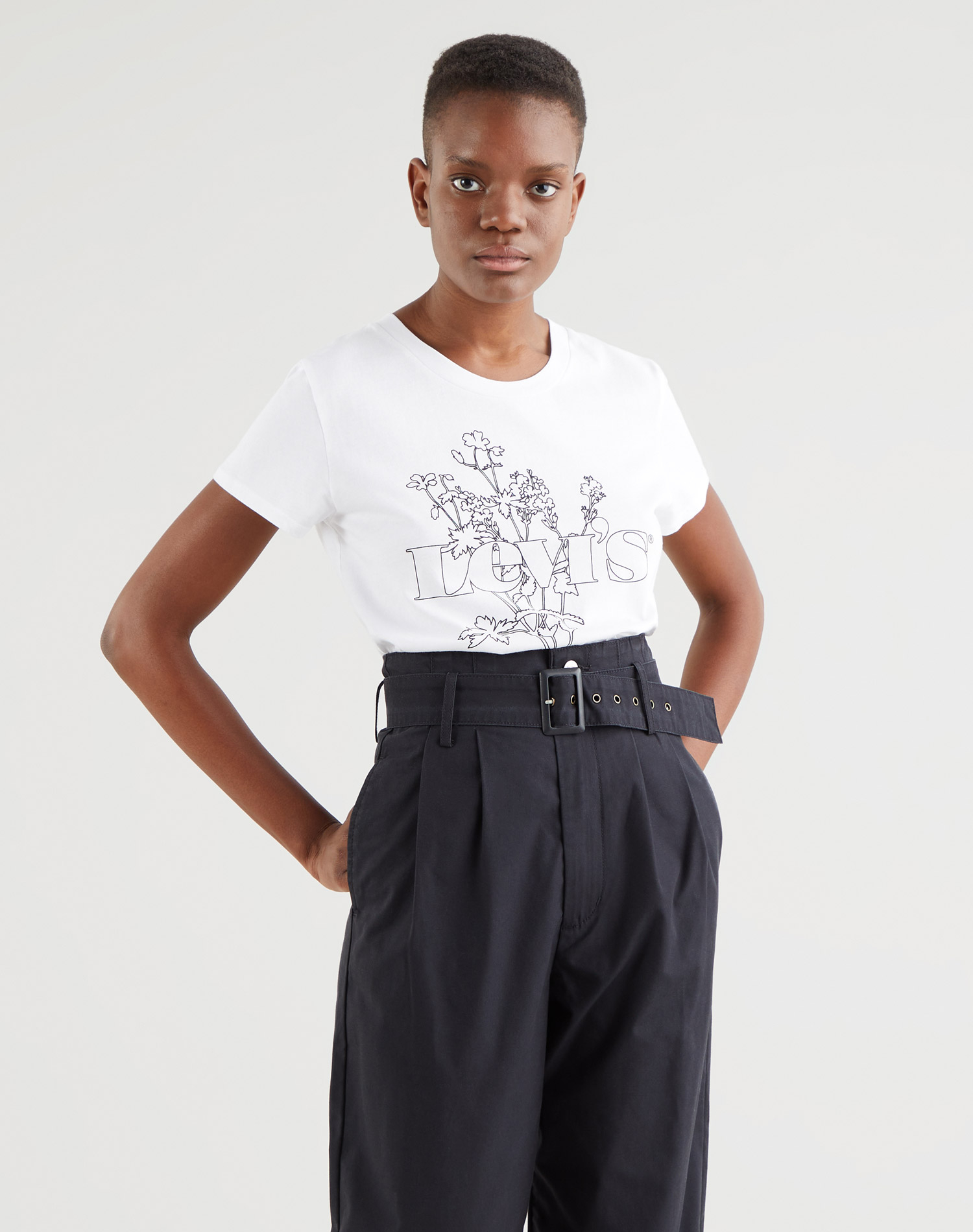 Levi's camiseta de mujer de manga corta 29674-0140 blanca