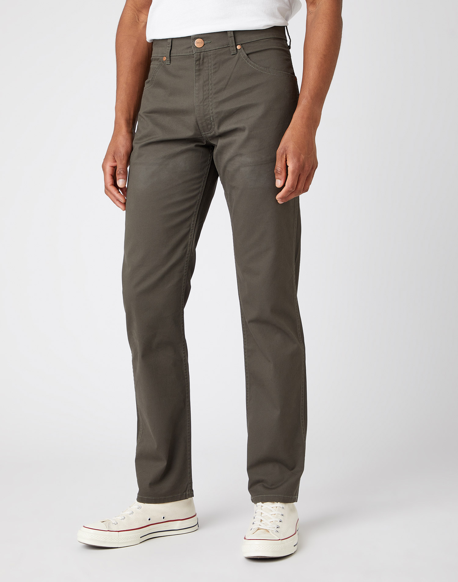 Wrangler Greensboro slim pantalons texans de gavardina d'home W15QKA221 caqui
