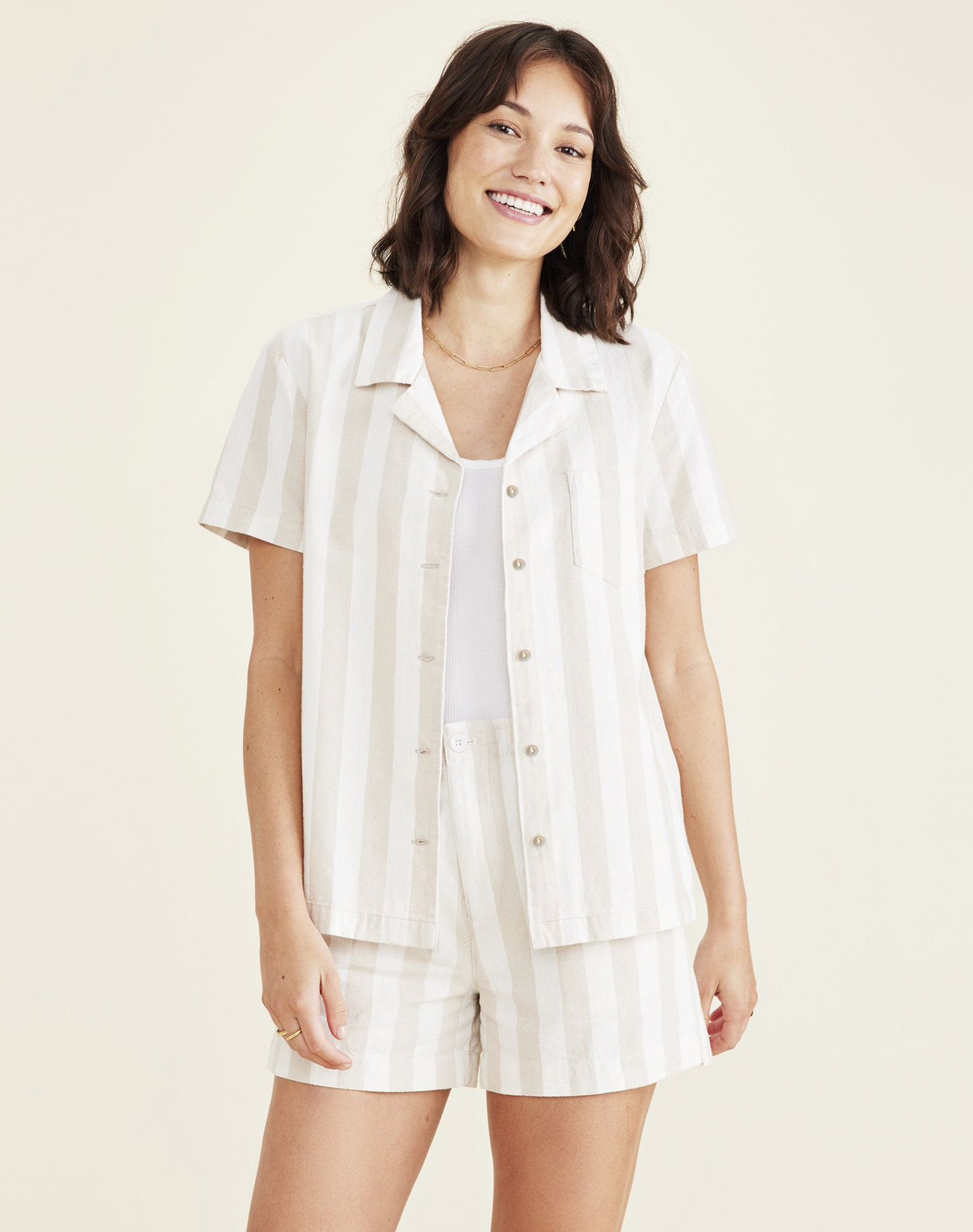 Dockers camisa de dona de m/c A1760-0009 blanca amb ratlles beix